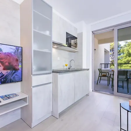 Апартаменты Beachfront Tide Srzic *